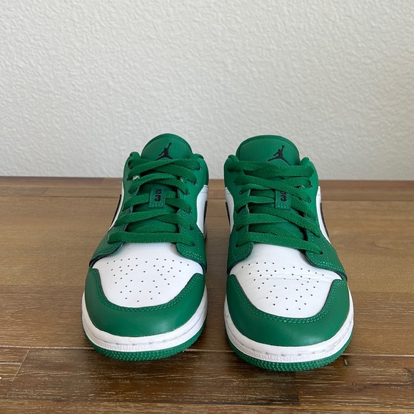 Jordan Low Pine Green (GS) size